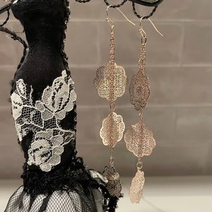 Women’s 4 inch dangling earrings - rose gold